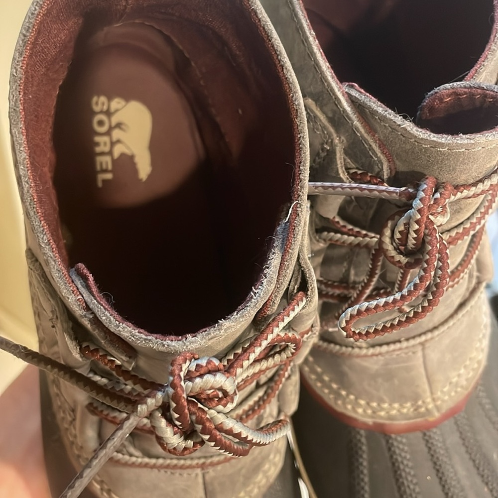 SOREL booties - Picture 4 of 6
